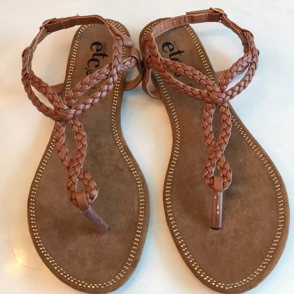 NWOT flat sandals 🌺 3 for $20 or 4 for $25